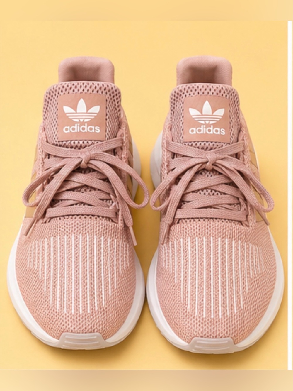 Adidas Originals Women's Swift Run size 9.5 TTS Ash Pearl / White lace-up